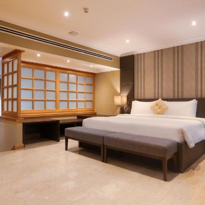 هتل Marina Beach Resort
