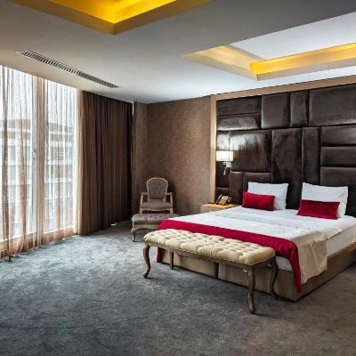 هتل Sky Hotel Baku