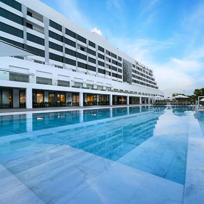 هتل Crowne Plaza Muscat