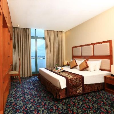 هتل Ramada Salgon