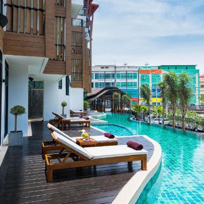هتل The Lunar Patong Phuket
