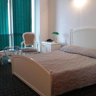 هتل Alik Batumi