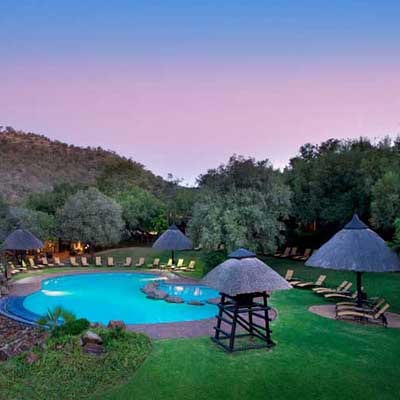 هتل Balunung Bush Lodge
