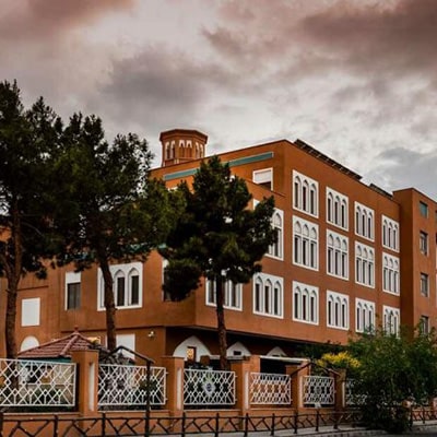 هتل پارسیان صفائیه يزد