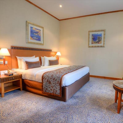 هتل Golden Tulip Al Barsha Dubai