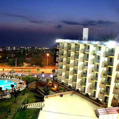 هتل Royal Palace Kusadasi