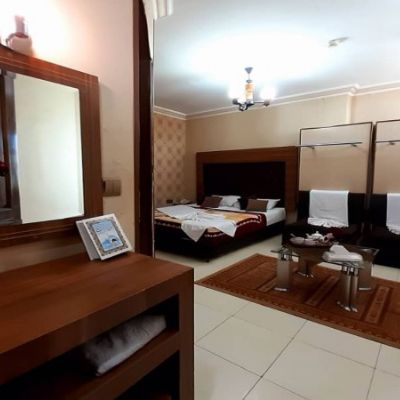هتل زاینده رود 