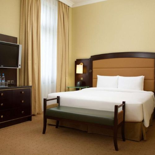 هتل Hilton Leningradskaya Moscow