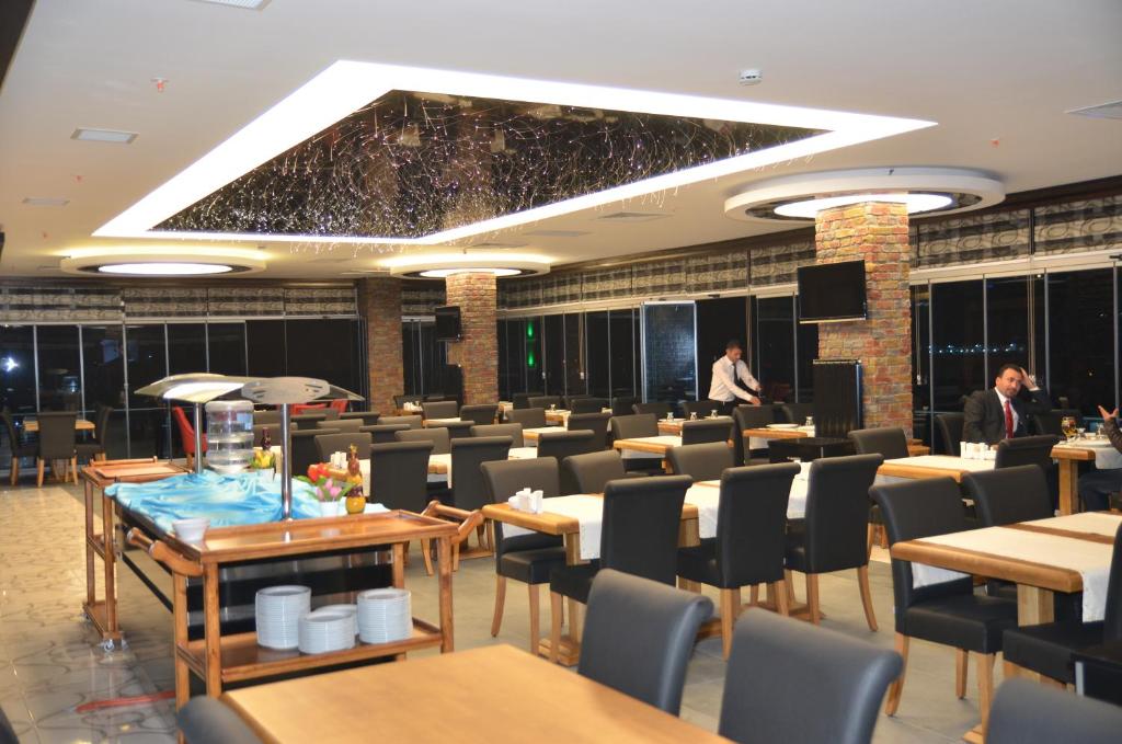 هتل 3 ستاره الگرند وان Elegrand Hotel Van