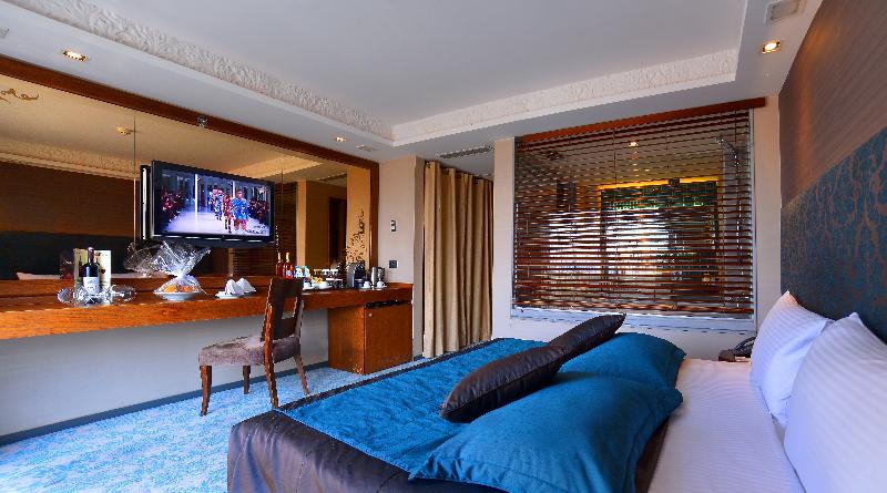 هتل 4 ستاره پرا تولیپ استانبول Pera Tulip Hotel Istanbul