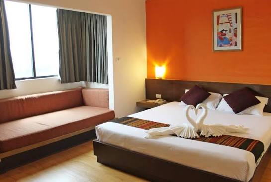 Seasons Bangkok Humark هتل