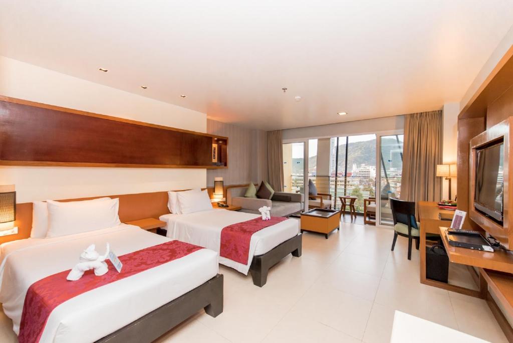 هتل Ashlee Hub Patong Phuket