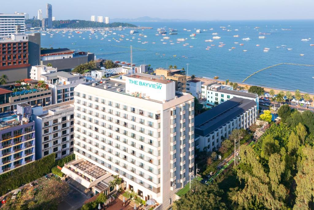 هتل The Bayview