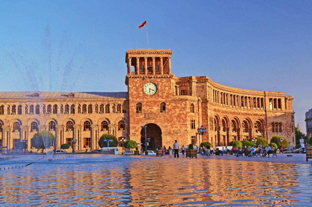تور ارمنستان 3 شب مهر 1405